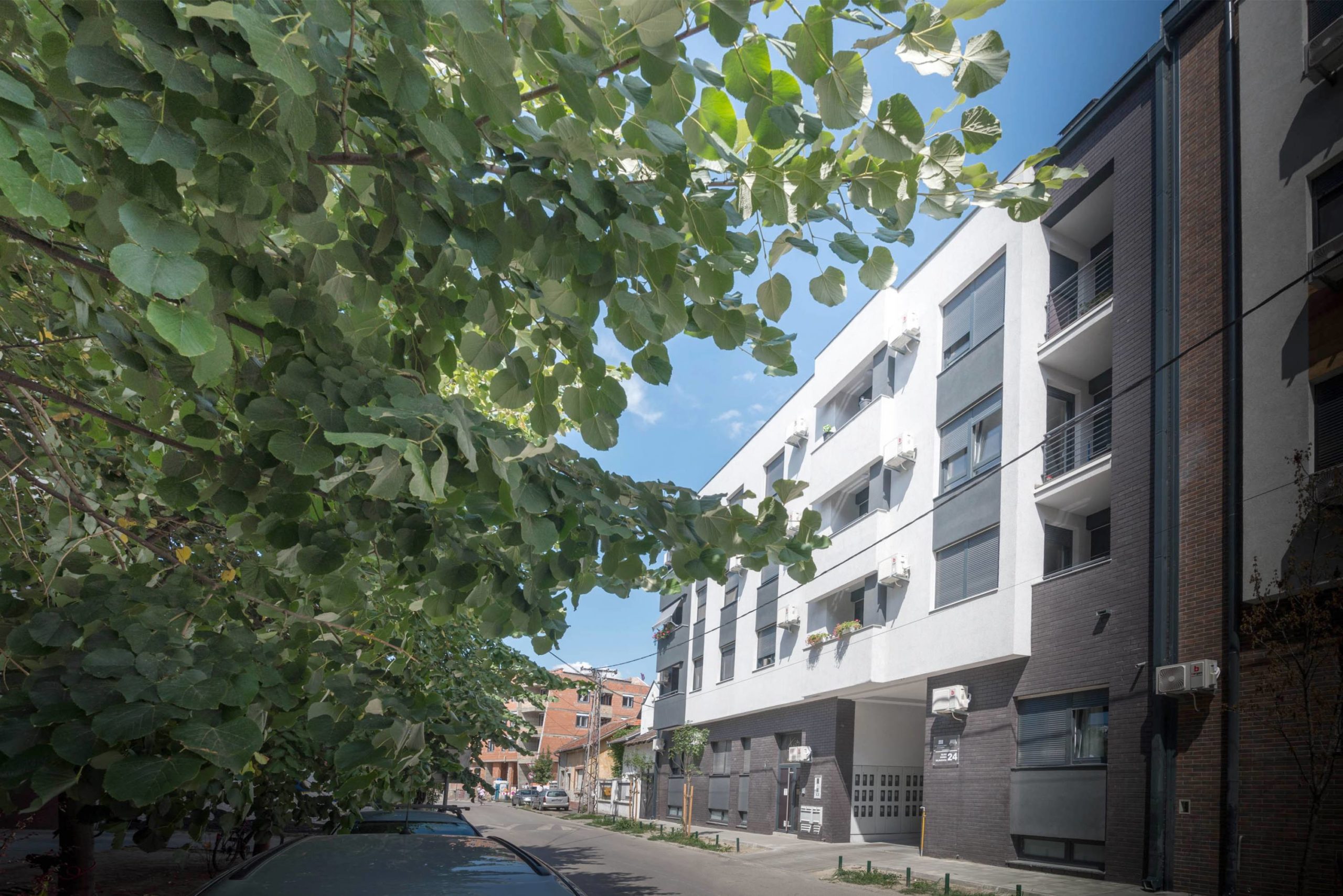 Stambena zgrada – Đorđa Rajkovića 24, Novi Sad